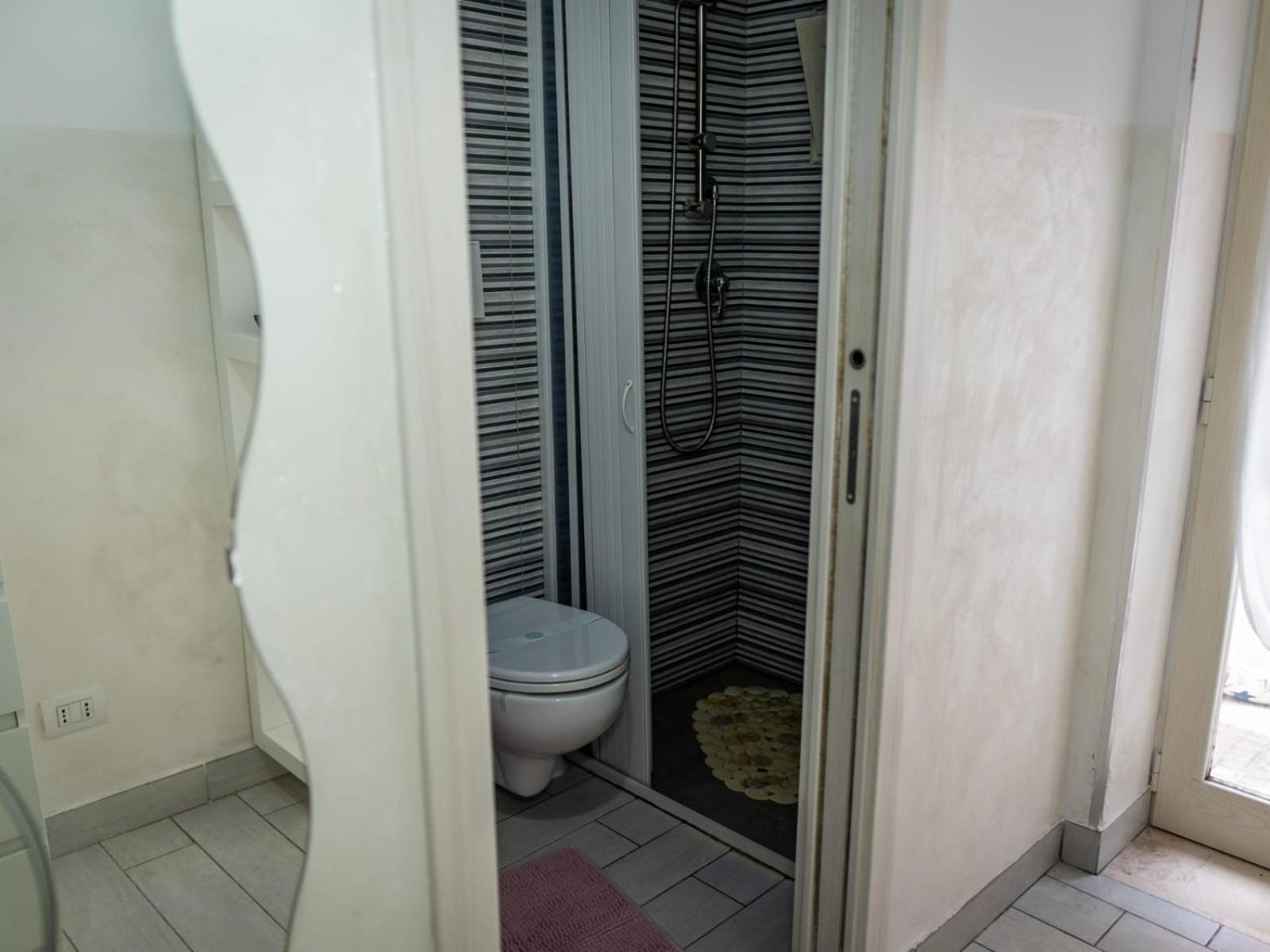 Casa Vanny Villa โปลีญาโนอามาเร ภายนอก รูปภาพ